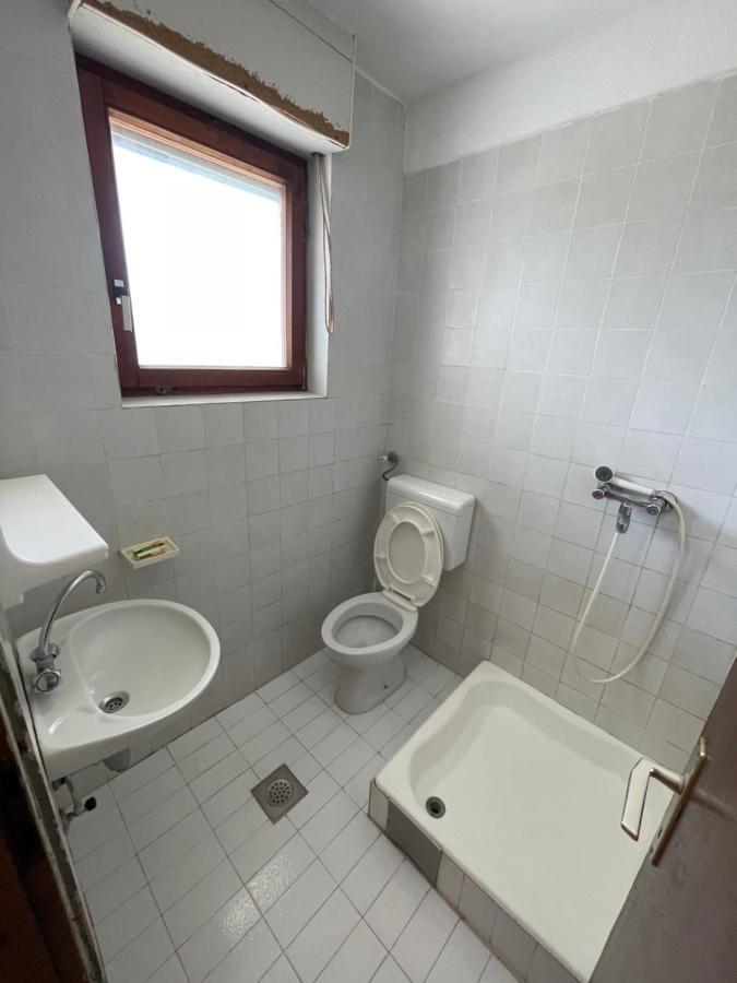 Hotel Summer Sky Ulcinj Exterior foto