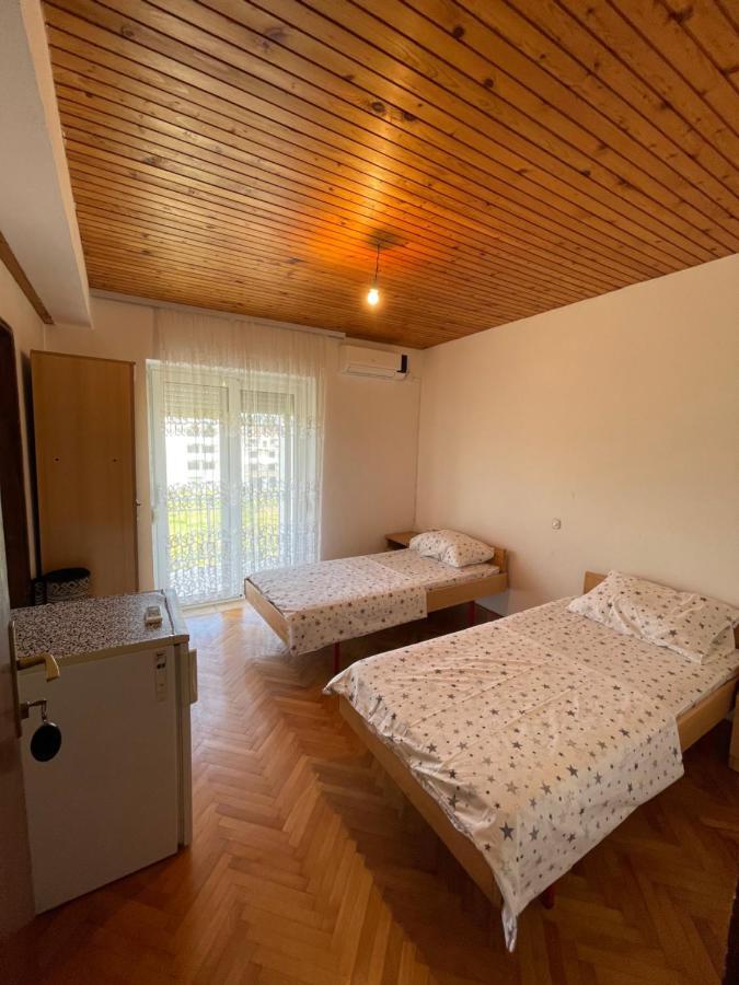 Hotel Summer Sky Ulcinj Exterior foto