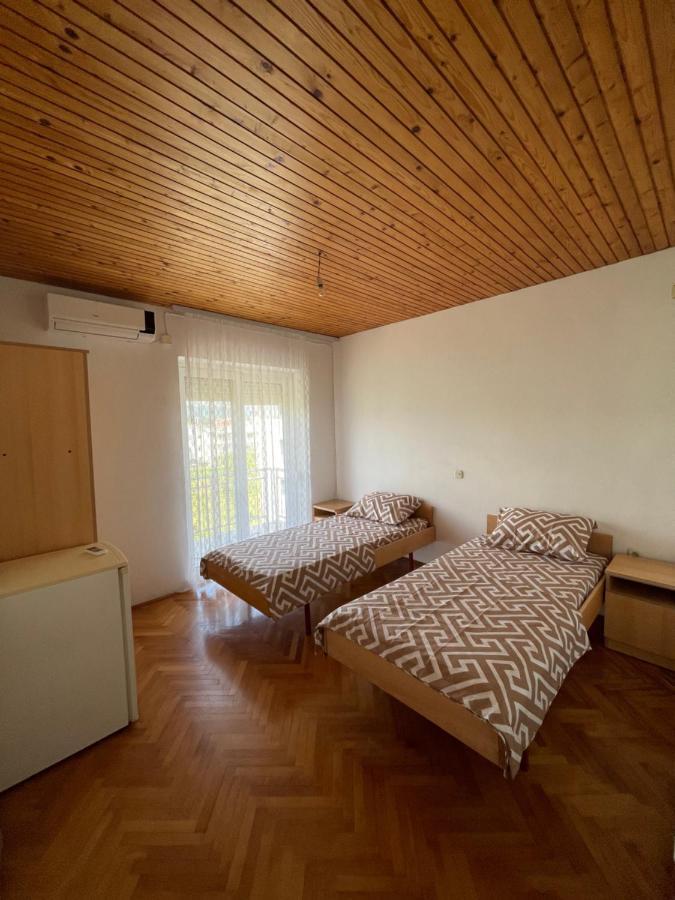 Hotel Summer Sky Ulcinj Exterior foto